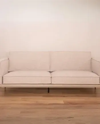 Elegant Milano Grå 3-Personers Sofa med Puf til Stuen