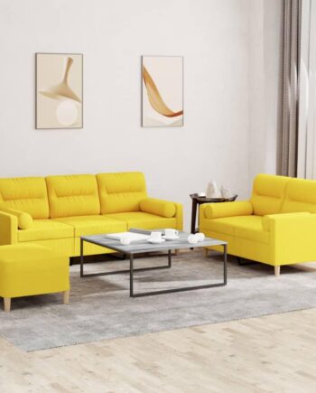Elegant Lysegul Sofa med Puder – Gør Dit Hjem Indbydende