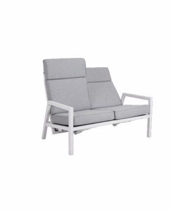 Elegant Hvid Sofa til Haven – Stilfuldt Terrassemøbel!