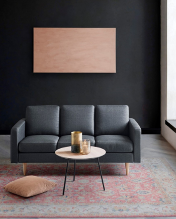 Elegant Grå Sofa i Nordisk Design – Stilfuld Elegance