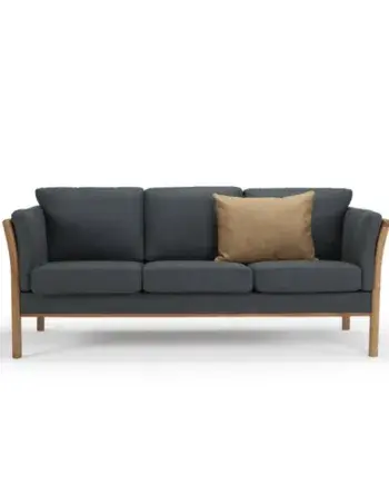 Svenstrup Mørkeblå Tremmesofa – Elegant Indretningstilbud