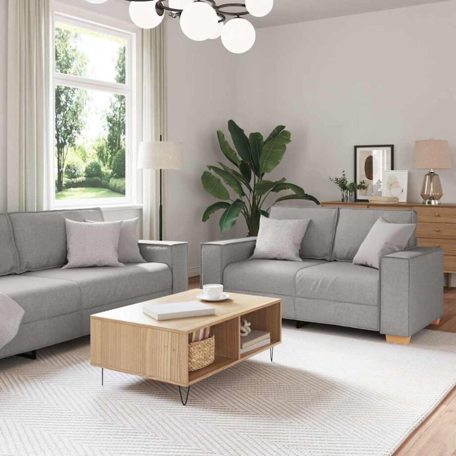 Elegant Skygrå Sofa med Hynder – Stil og Komfort til Dit Hjem