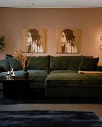 Elegant 3-personers Chelsey Sofa i Mosgrøn Fløjl